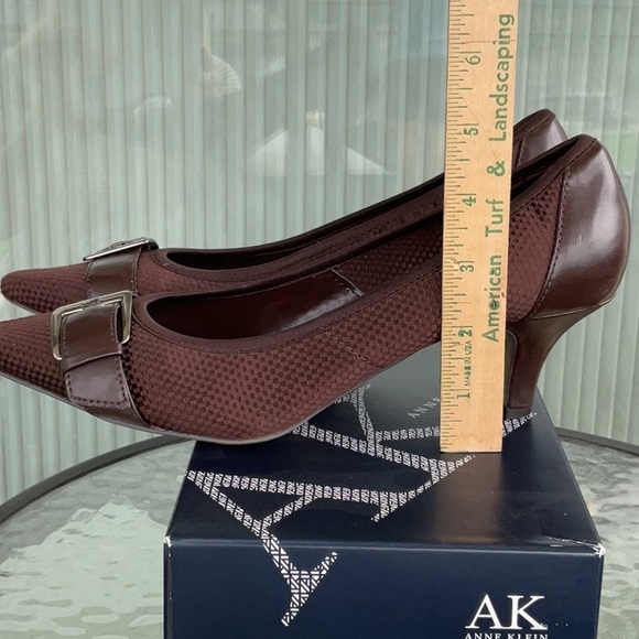 Anne Klein low heels - Picture 5 of 5